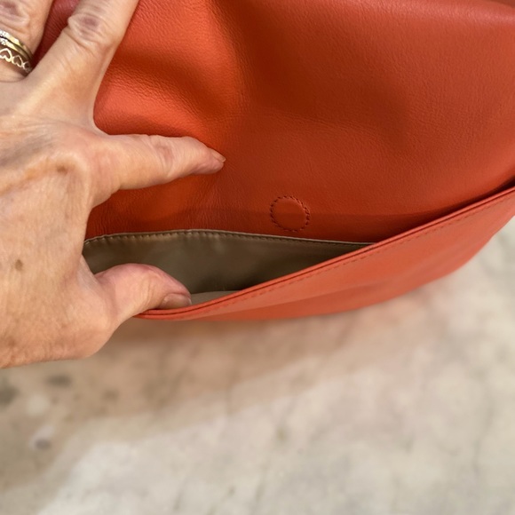 COACH TAYLOR LEATHER FLAP CROSSBODY BAG!🧡 - Picture 5 of 11